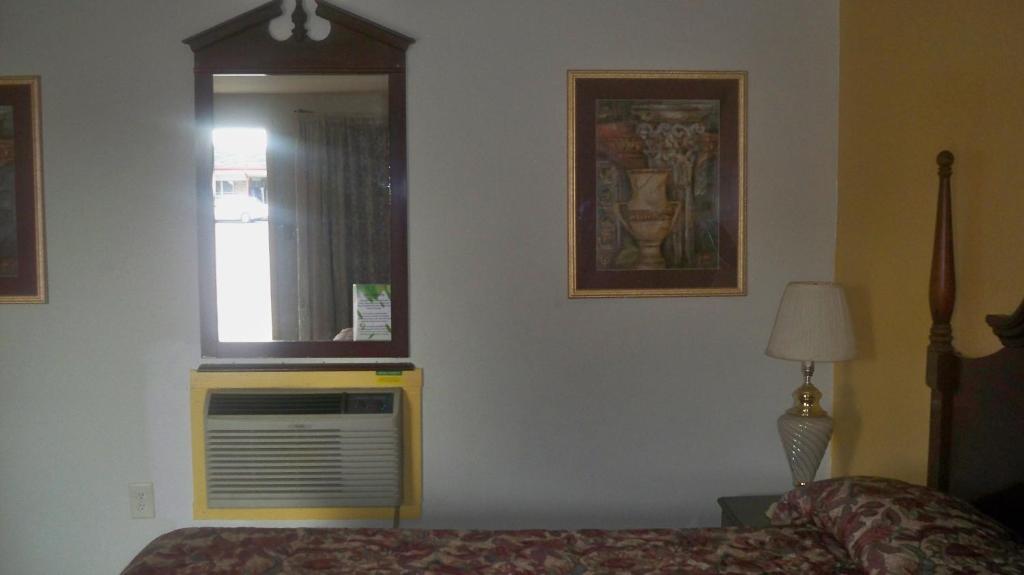 Catalina Airport Motel Avon Zewnętrze zdjęcie